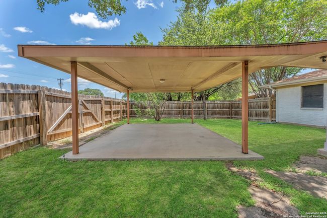 139 Navajo Cir, House other with 3 bedrooms, 1 bathrooms and null parking in Cibolo TX | Image 31