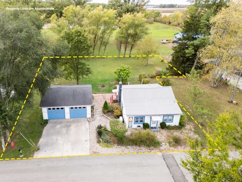 718 Grand Ave, Russells Point, OH, 43348-9606 | Card Image