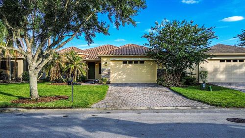 223 Monterey St, KISSIMMEE, FL, 34759-3686 | Card Image