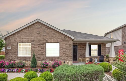 817 Shire Ave, Haslet, TX, 76052-3915 | Card Image