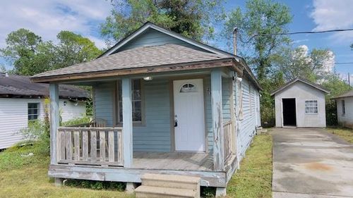 232 E 27th St, Reserve, LA, 70084-5107 | Card Image