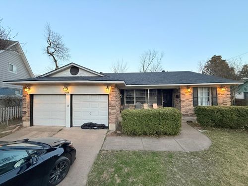 3444 Oak Creek Cir, Dallas, TX, 75227-5637 | Card Image