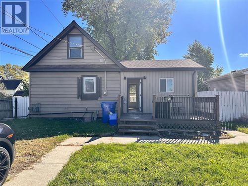 3941 Ontario St, Windsor, ON, N8Y1P6 | Card Image