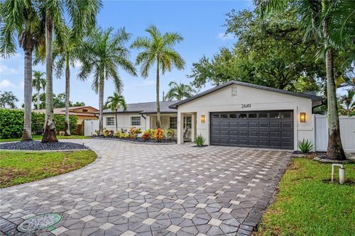 2649 64th Way N, St Petersburg, FL, 33710-4037 | Card Image