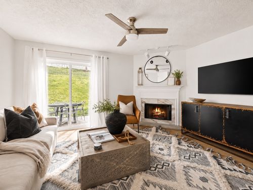 310 Shadow Glen Dr, Nashville, TN, 37211-7520 | Card Image