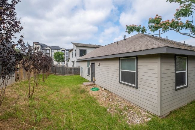 B - 6404 Carson Rdg, Condo with 2 bedrooms, 2 bathrooms and 2 parking in Austin TX | Image 23