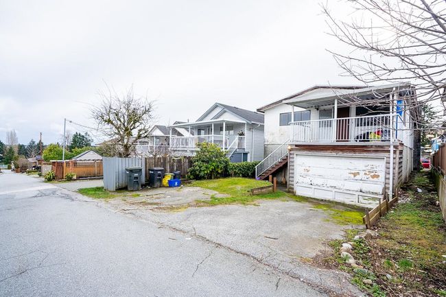 7646 Davies Street, House other with 4 bedrooms, 2 bathrooms and 3 parking in Burnaby BC | Image 33