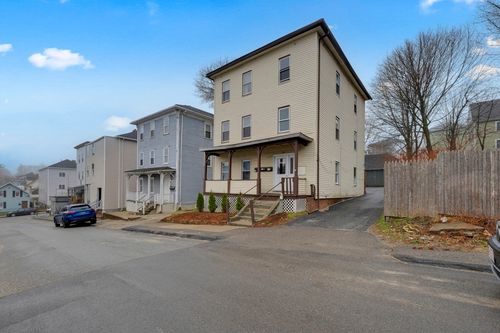 20 Mott St, Worcester, MA, 01604-4364 | Card Image