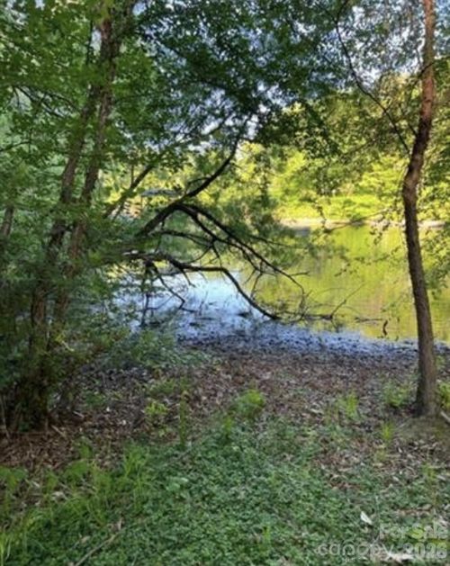 1352 Sir Edward Ct, Catawba, NC, 28609-9207 | Card Image