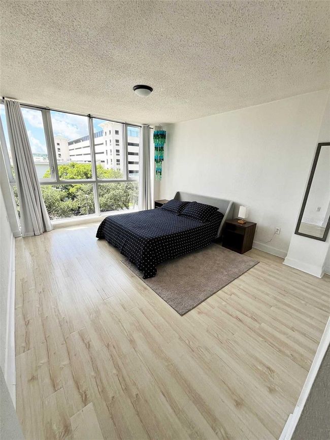 UNIT-405 - 470 3 Rd St S, Condo with 2 bedrooms, 2 bathrooms and null parking in SAINT PETERSBURG FL | Image 5