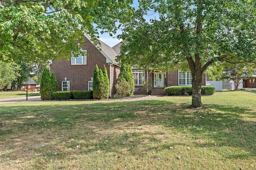 3009 Nottingham Cir, Mount Juliet, TN, 37122-8227 | Card Image