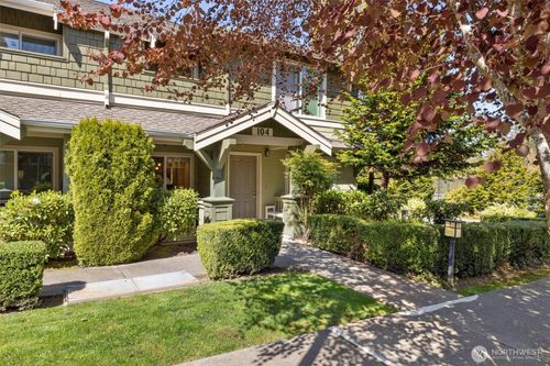 apt-104-1981 24th Ave Ne, Issaquah, WA, 98029-7810 | Card Image