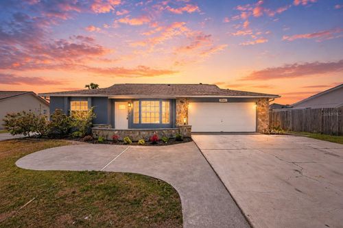 9312 Lake Christina Ln, PORT RICHEY, FL, 34668-3925 | Card Image