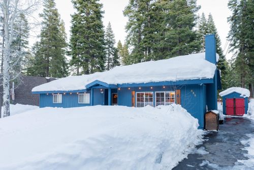 555 Virginia Dr, Tahoe City, CA, 96145-2237 | Card Image