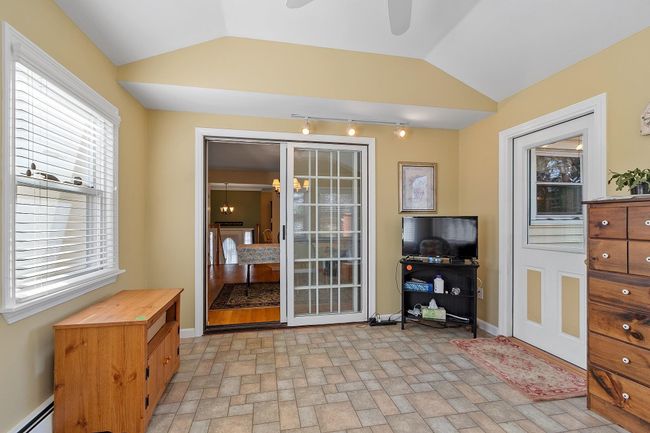 31 Biscayne Pkwy, House other with 3 bedrooms, 3 bathrooms and null parking in Nashua NH | Image 17