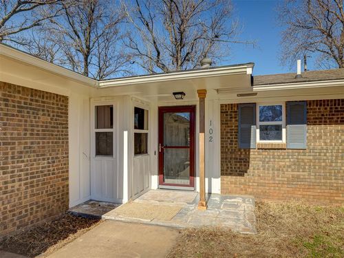 102 Magers Ave, Maysville, OK, 73057-9503 | Card Image