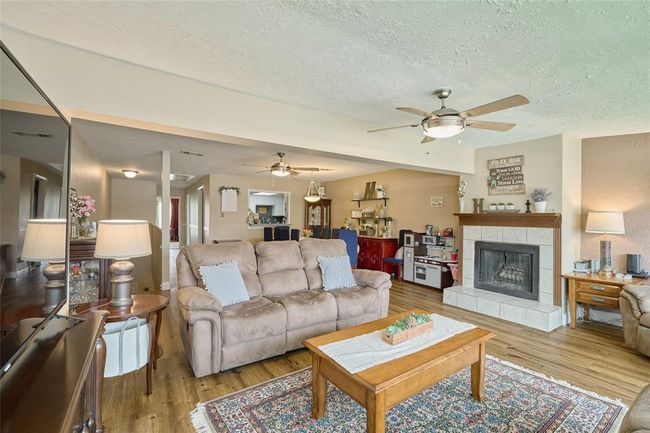 39 Regency Pt, Townhouse with 3 bedrooms, 2 bathrooms and null parking in Montgomery TX | Image 35