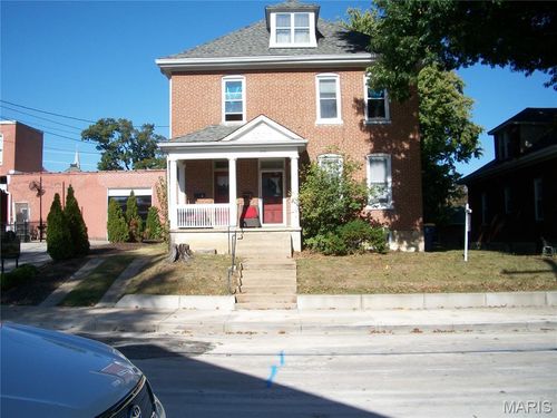 205 W Fourth Street, Washington, MO, 63090 | Card Image