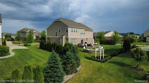 61964 Saddlecreek Dr, South Lyon, MI, 48178-8362 | Card Image