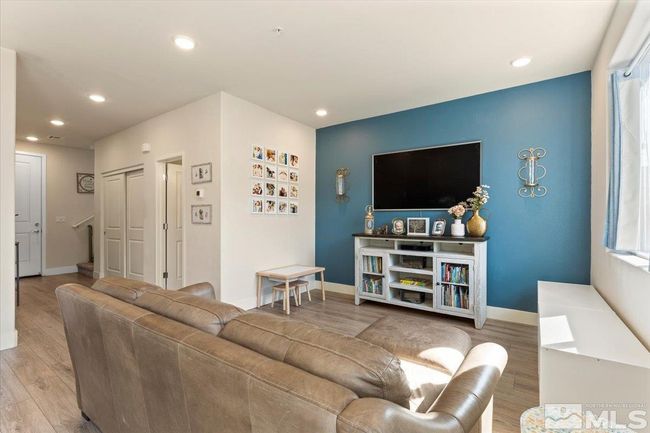 4928 Cavestone Rd, Townhouse with 3 bedrooms, 3 bathrooms and 2 parking in Sun Valley NV | Image 9