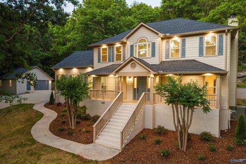 231 Brawley Dr, Owens Cross Roads, AL, 35763-9531 | Card Image