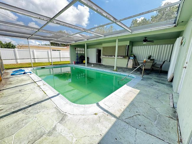 5013 Sw 88 Th Ter, House other with 3 bedrooms, 2 bathrooms and null parking in Cooper City FL | Image 22