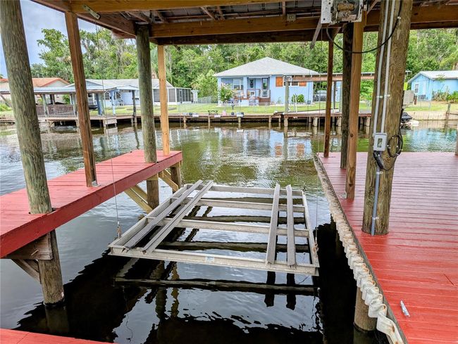 Pontoon boat aluminum lift | Image 4