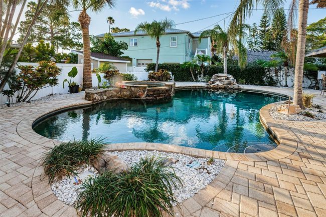 614 Maryland Ave, House other with 5 bedrooms, 4 bathrooms and null parking in CRYSTAL BEACH FL | Image 15