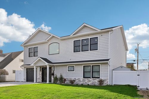 129 Tardy Ln S, Wantagh, NY, 11793-1957 | Card Image