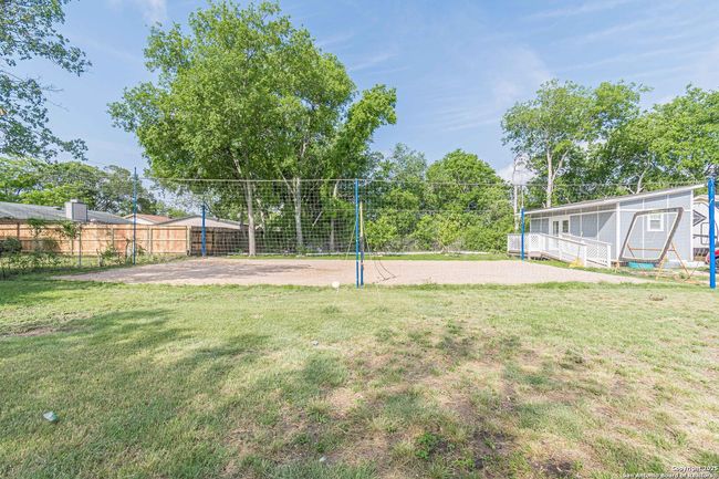 3951 Briar Hollow St, House other with 3 bedrooms, 2 bathrooms and null parking in San Antonio TX | Image 44