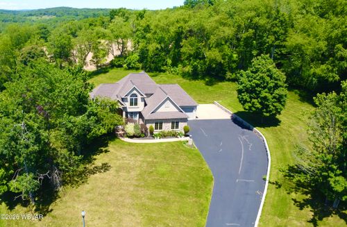 15 Hemlock Rd, Williamsport, PA, 17701-9203 | Card Image