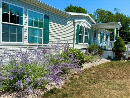 290 Cooper Ln, East Greenwich, RI, 02818-1597 | Card Image