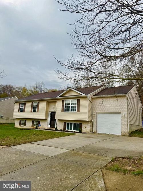 7037 Heather Dr, BRYANS ROAD, MD, 20616-3254 | Card Image