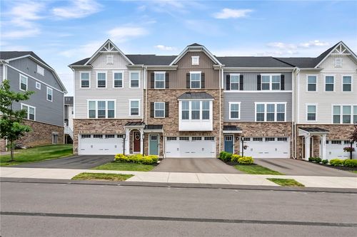 213 Cranesbill Dr, Mars, PA, 16046-4121 | Card Image