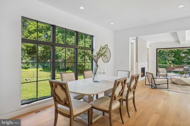 3419 Cummings Ln, House other with 5 bedrooms, 7 bathrooms and null parking in CHEVY CHASE MD | Image 23