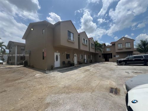 5694-5694 W 25th Ct, Hialeah, FL, 33016-4413 | Card Image