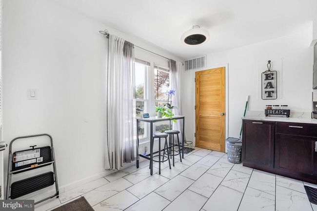 190 - 11328 Halethorpe Ter, Condo with 3 bedrooms, 2 bathrooms and null parking in GERMANTOWN MD | Image 6