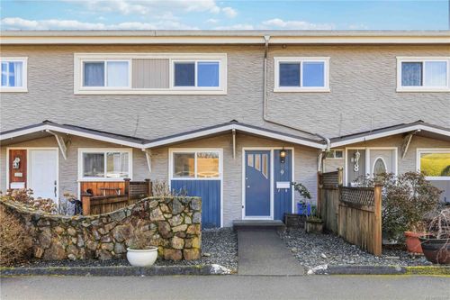 9-10145 3rd St, Sidney, BC, V8L3B5 | Card Image