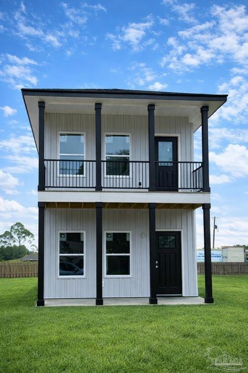 5106 Plateau Rd, Pensacola, FL, 32507-9055 | Card Image