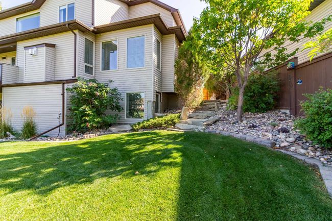 46 Canyoncrest Court W, Home with 6 bedrooms, 4 bathrooms and 4 parking in Lethbridge AB | Image 40