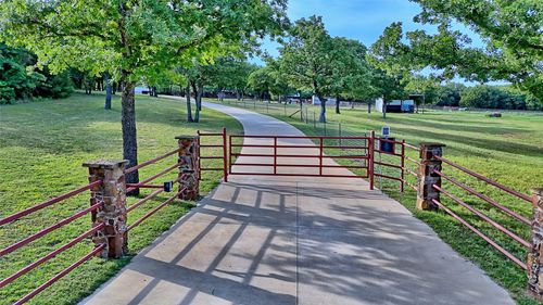4509 Lazy E Rd, Saint Jo, TX, 76265-3171 | Card Image