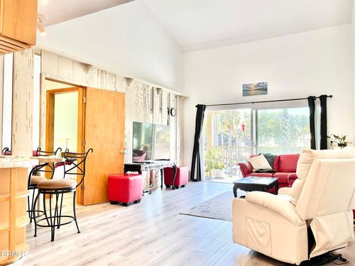 550 Eddtide Circle, Port Hueneme, CA, 93041 | Card Image