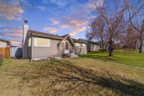 48 Franklin Dr Se, Calgary, AB, T2H0T9 | Card Image