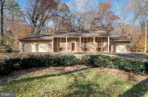 13460 Grandpas Rd, NOKESVILLE, VA, 20181-3343 | Card Image