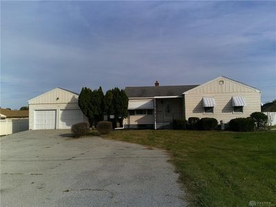 976 Union Road, House other with 3 bedrooms, 1 bathrooms and null parking in Clayton OH | Image 2