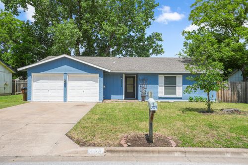 2004 Greenhill Dr, Round Rock, TX, 78664-2243 | Card Image
