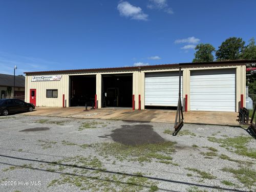 b-337 Old Us Highway 17, Hertford, NC, 27944-9111 | Card Image