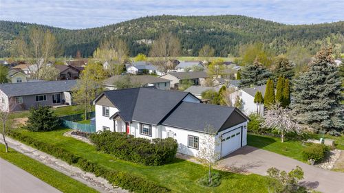 2034 Ruddy Duck Dr, Kalispell, MT, 59901-8919 | Card Image
