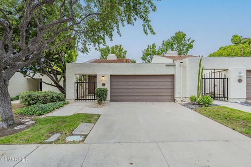 673 Woodlawn Dr, Thousand Oaks, CA, 91360-2569 | Card Image