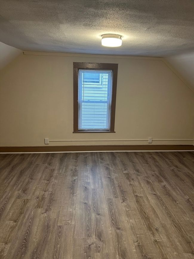 2 - 7 Thenius St, Condo with 3 bedrooms, 1 bathrooms and 2 parking in Worcester MA | Image 6